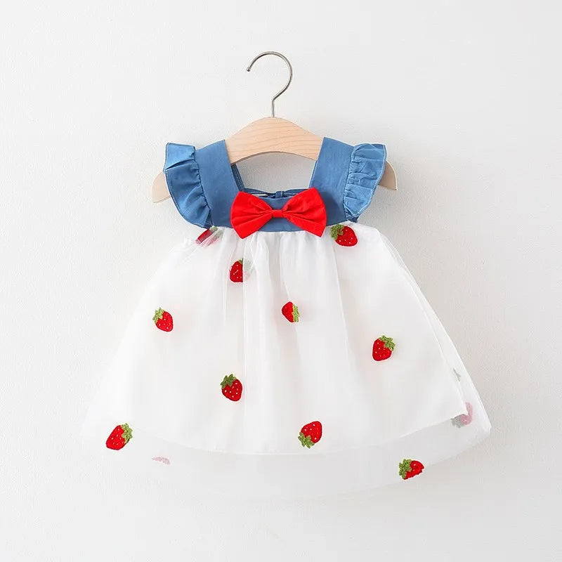 Summer flying sleeves top with embroidery