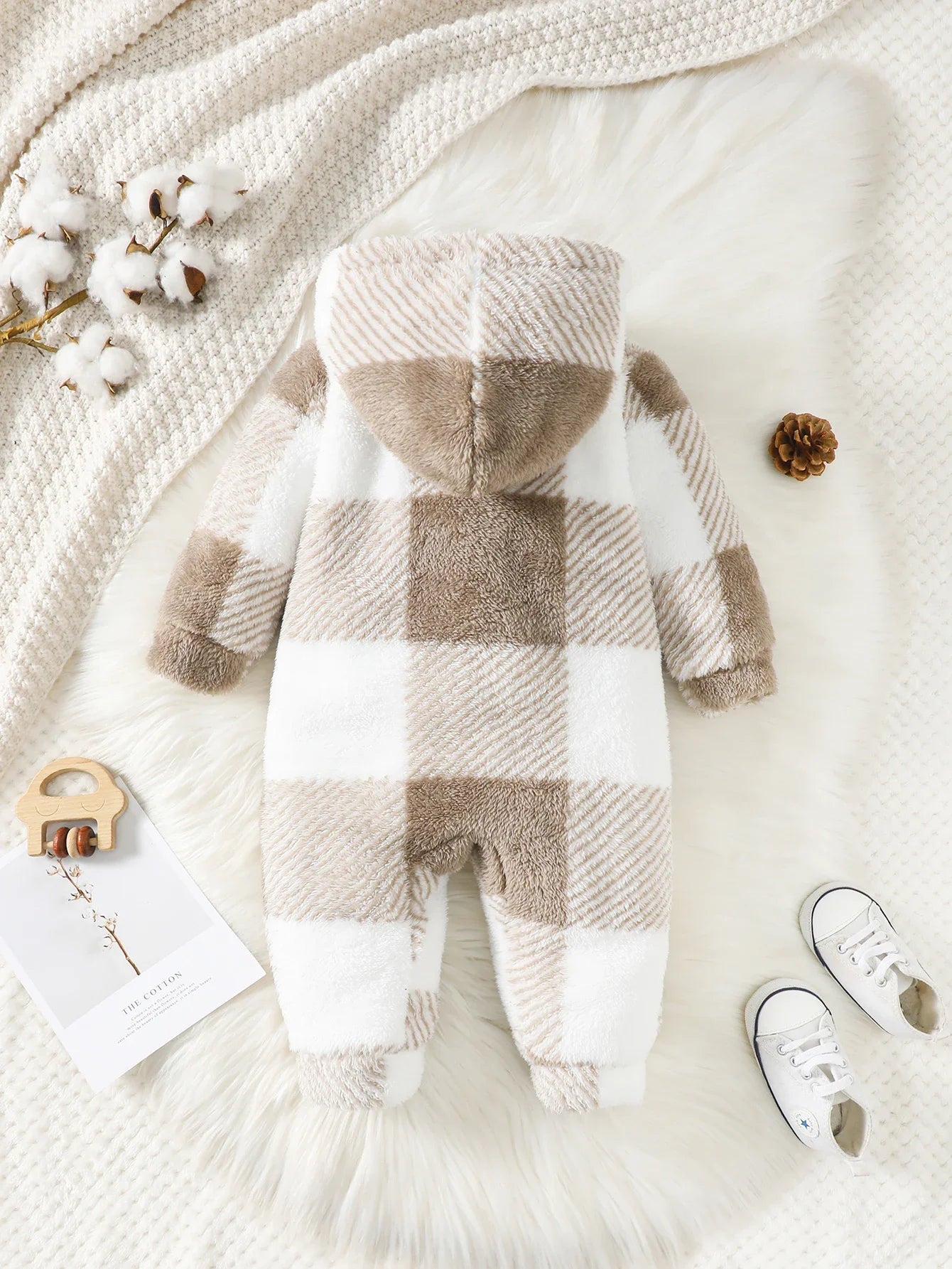 Baby Boys and Girls Plaid Romper Hooded Long Sleeved Plush Jumpsuit Winter Warm Bodysuit Clothes for Toddler Boy 3-24 Months