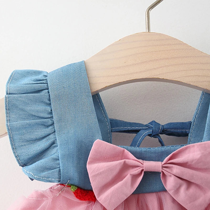 Summer flying sleeves top with embroidery