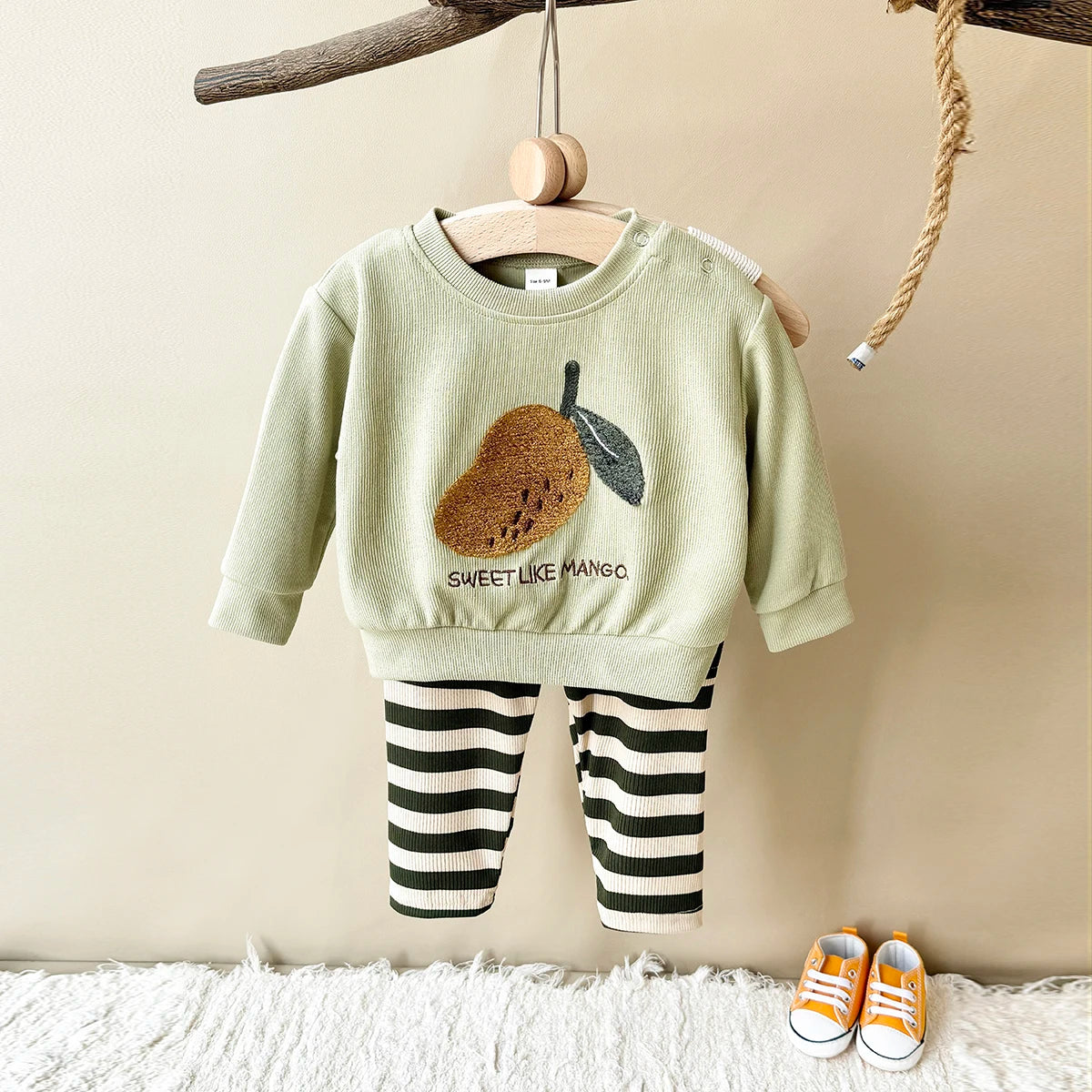 2025 Infant Outfit New Baby Winter Clothes Cartoon Mango Sweatshirt Top Pants 2Pcs Boys Girls Infant Suit Newborn Clothes Fall