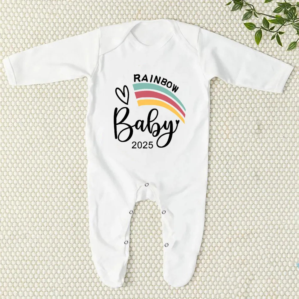 Baby Announcement 2025 Baby Bodysuit Baby Babygrow Sleepsuit Newborn Hospital Coming Home Outfit Infant Pregnancy Reveal Clothes