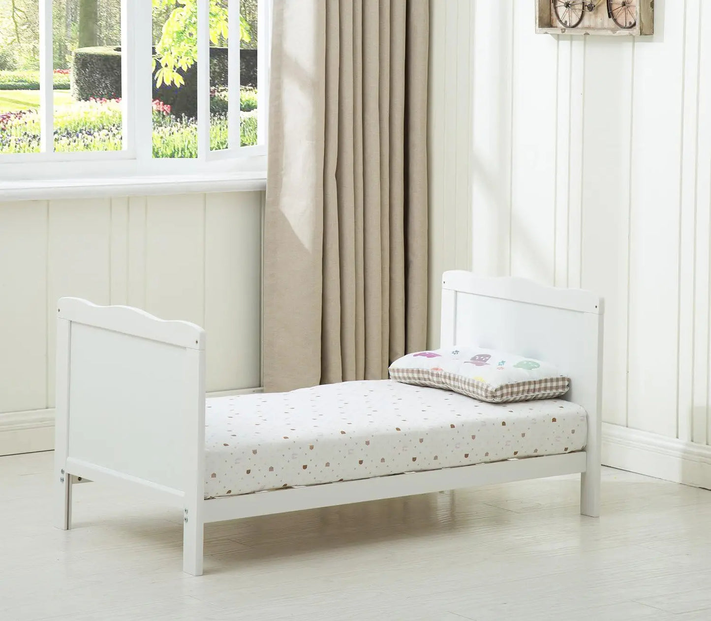 Wooden Baby Cot Bed Orlando with Top Changer & Aloe Vera Water Repellent Mattress