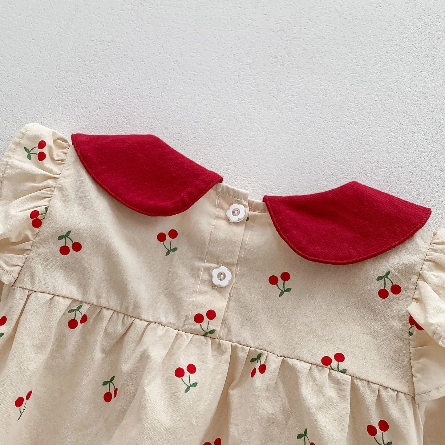 New 2024 Autumn Baby Clothes Sweet Cherry Printed Girls Bodysuit Newborn Peter Pan Collar Princess Clothing Toddler One Piece