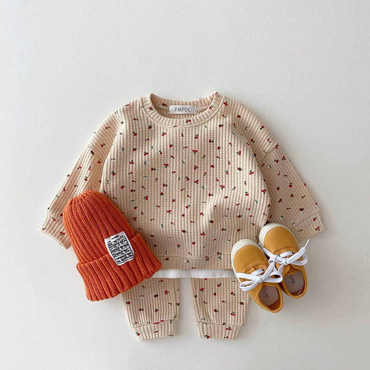 Spring and Autumn Newborn Boys and Girls Round Neck Fruit Cherry Print Long Sleeve Pants Two Piece Infant and Toddler Cute Set